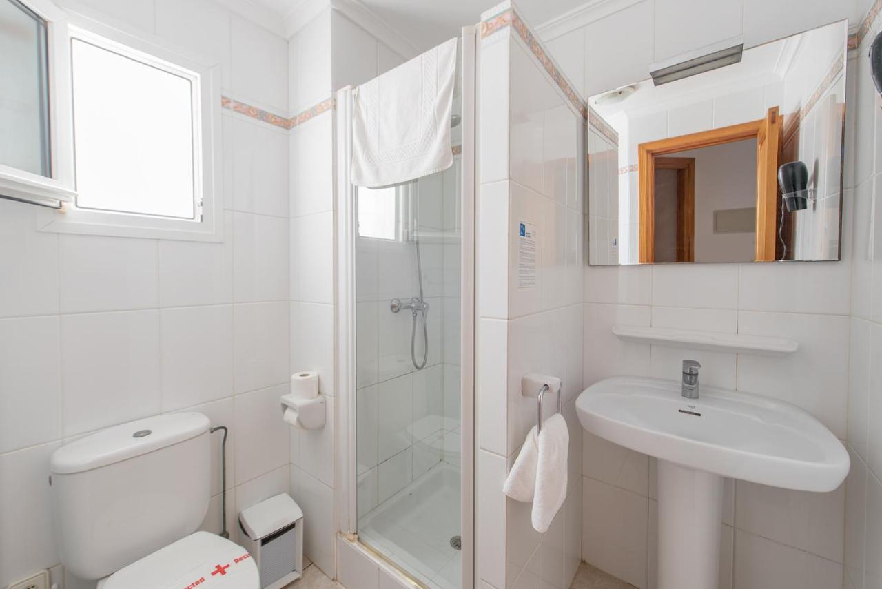 Apartamentos Es Cane Ес-Кана Екстер'єр фото