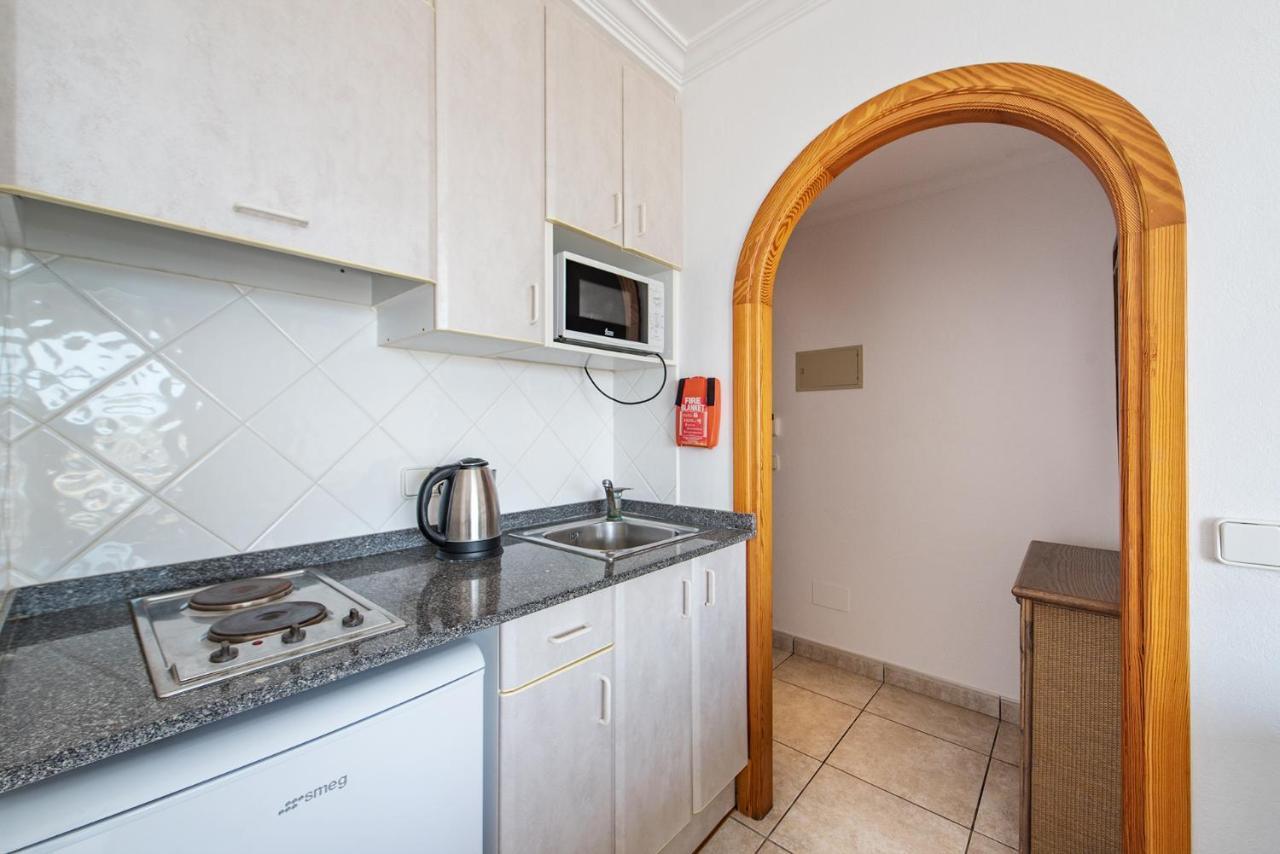 Apartamentos Es Cane Ес-Кана Екстер'єр фото